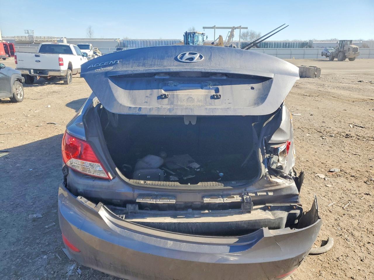 2014 HYUNDAI ACCENT GLS photo 6