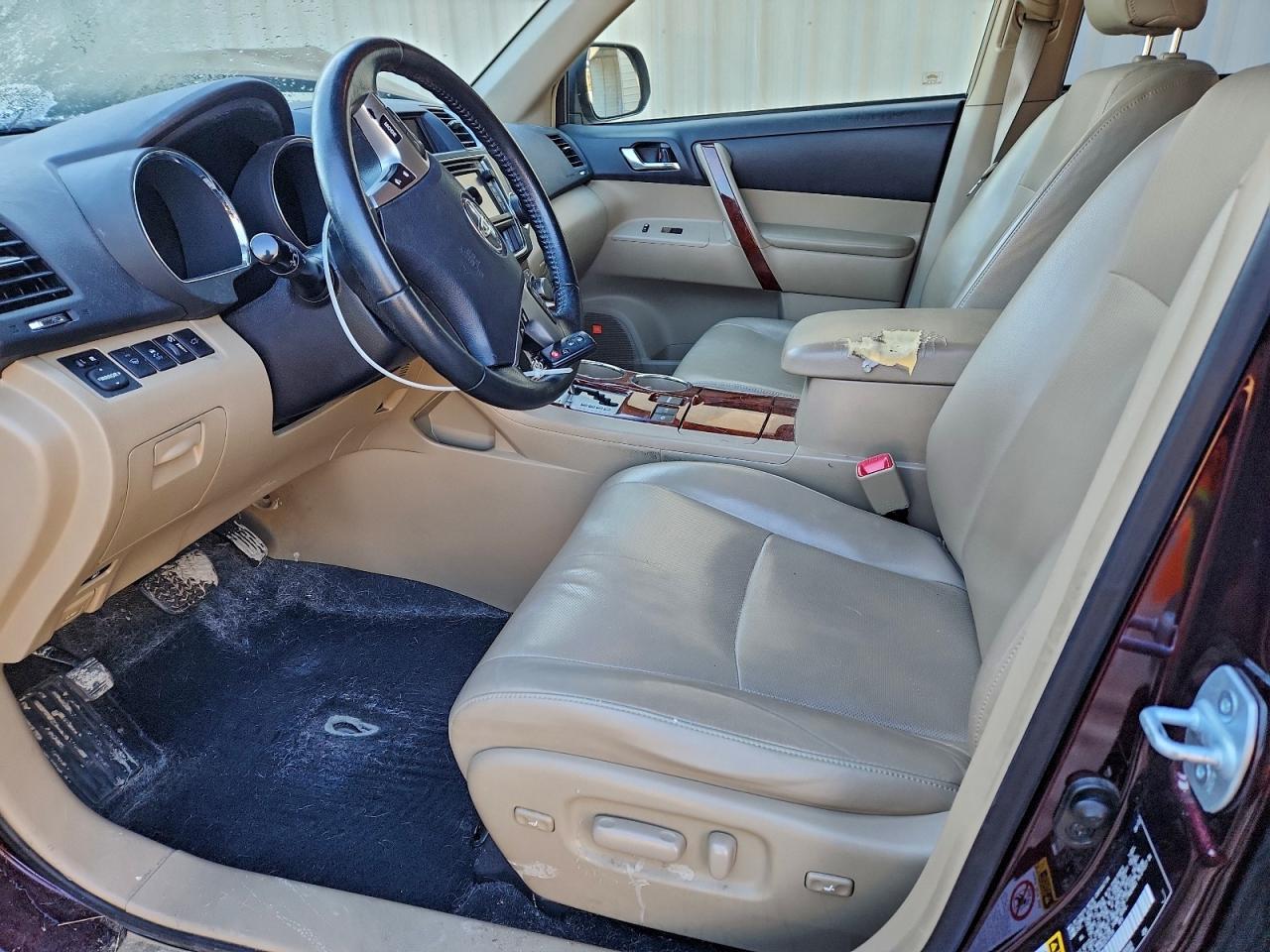 2013 TOYOTA HIGHLANDER HYBRID LIMITED photo 7