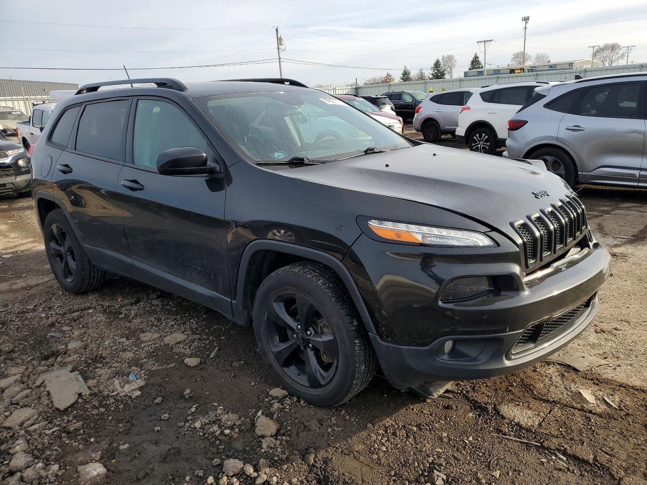 2016 JEEP CHEROKEE LATITUDE photo 4