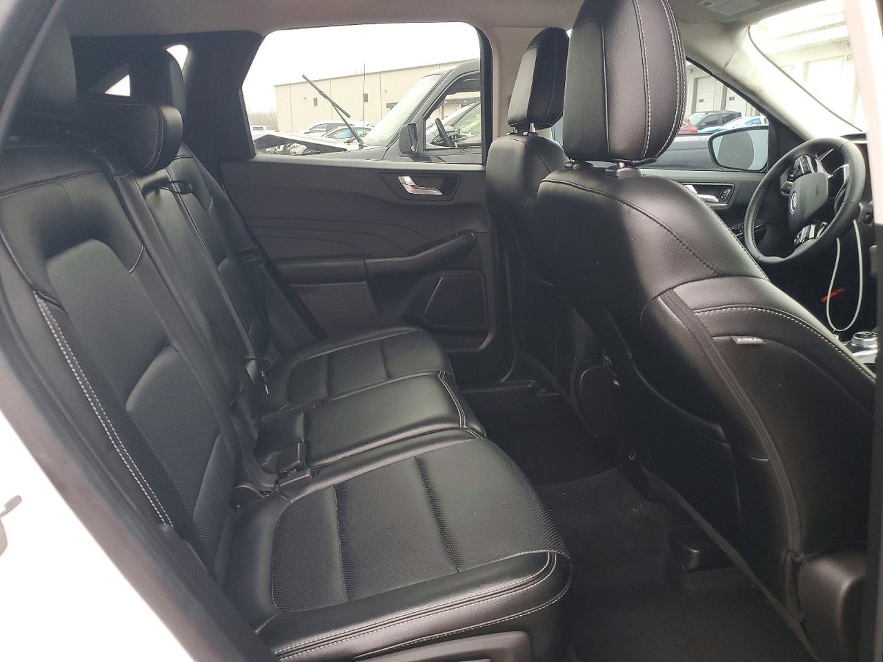 2022 FORD ESCAPE SEL photo 11