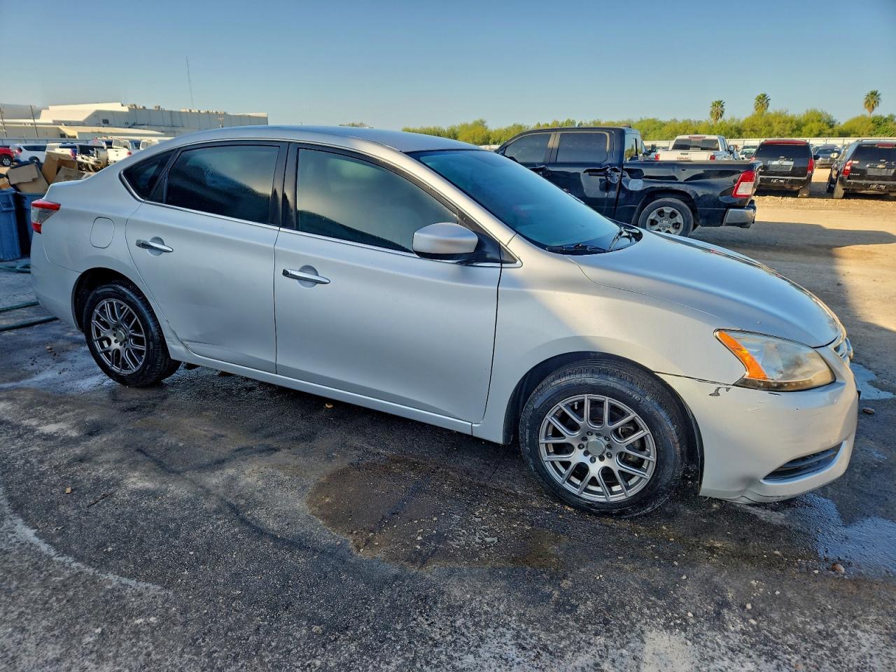 2013 NISSAN SENTRA S photo 4