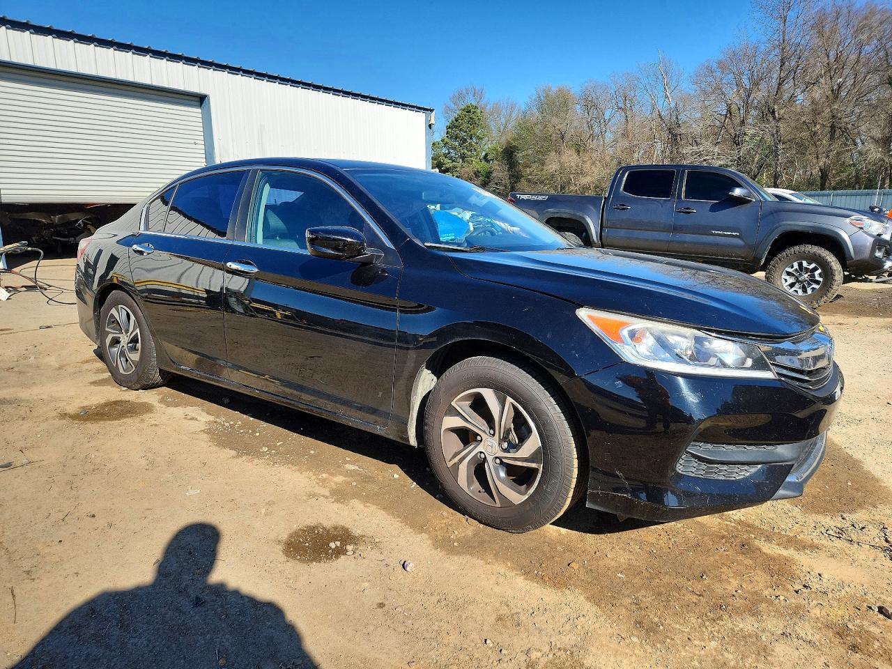 2017 HONDA ACCORD LX photo 7