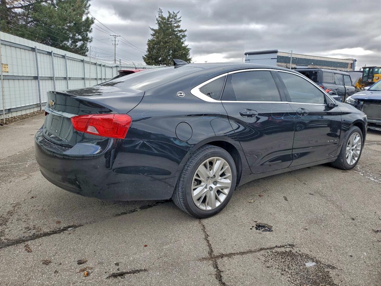 2018 CHEVROLET IMPALA LS photo 3