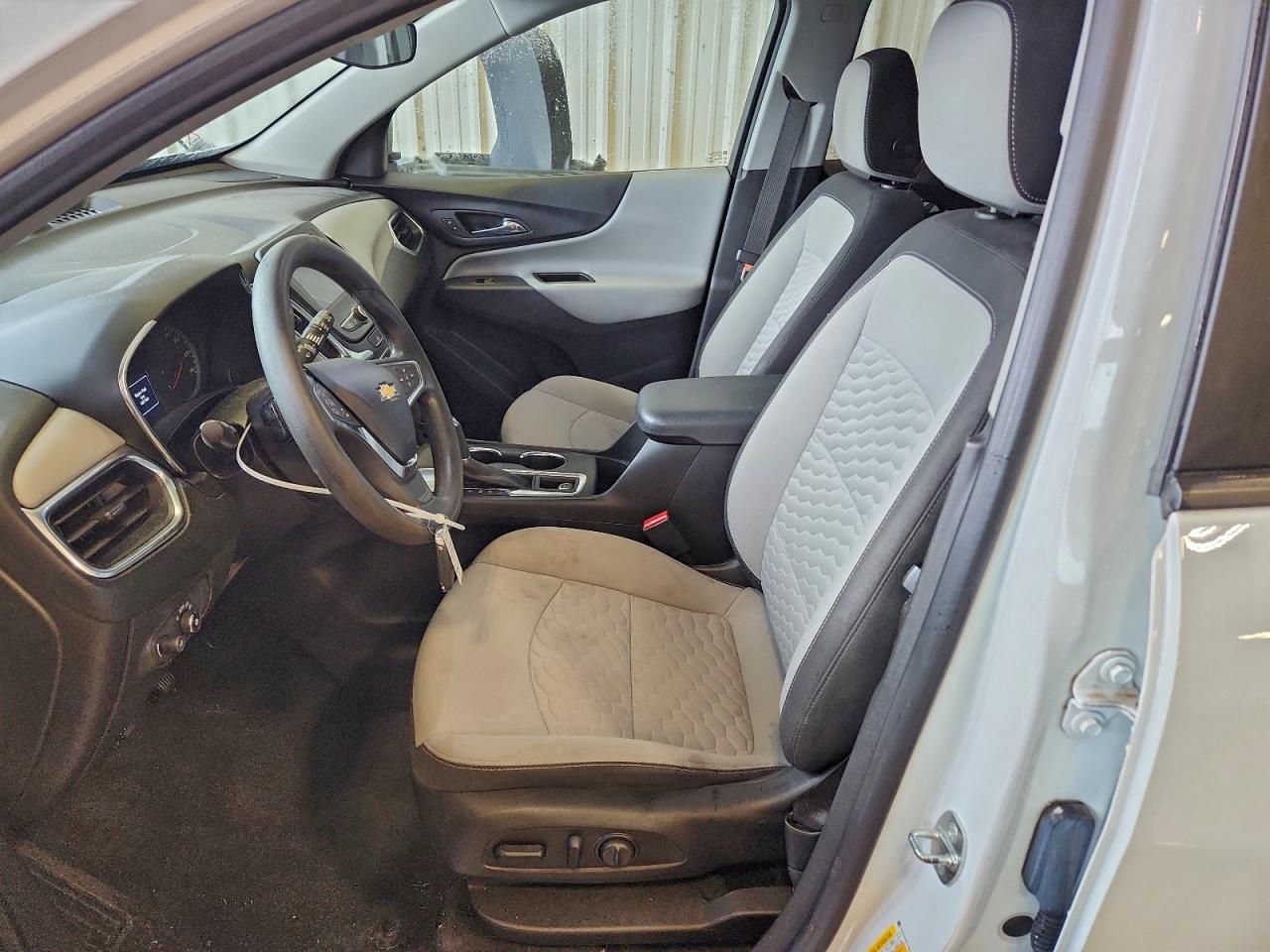 2021 CHEVROLET EQUINOX LS photo 7