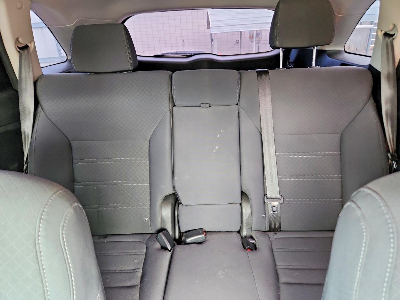 2017 KIA SORENTO LX photo 19