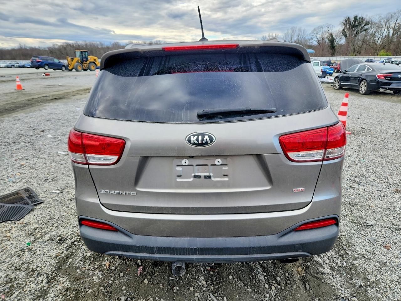 2017 KIA SORENTO LX photo 11