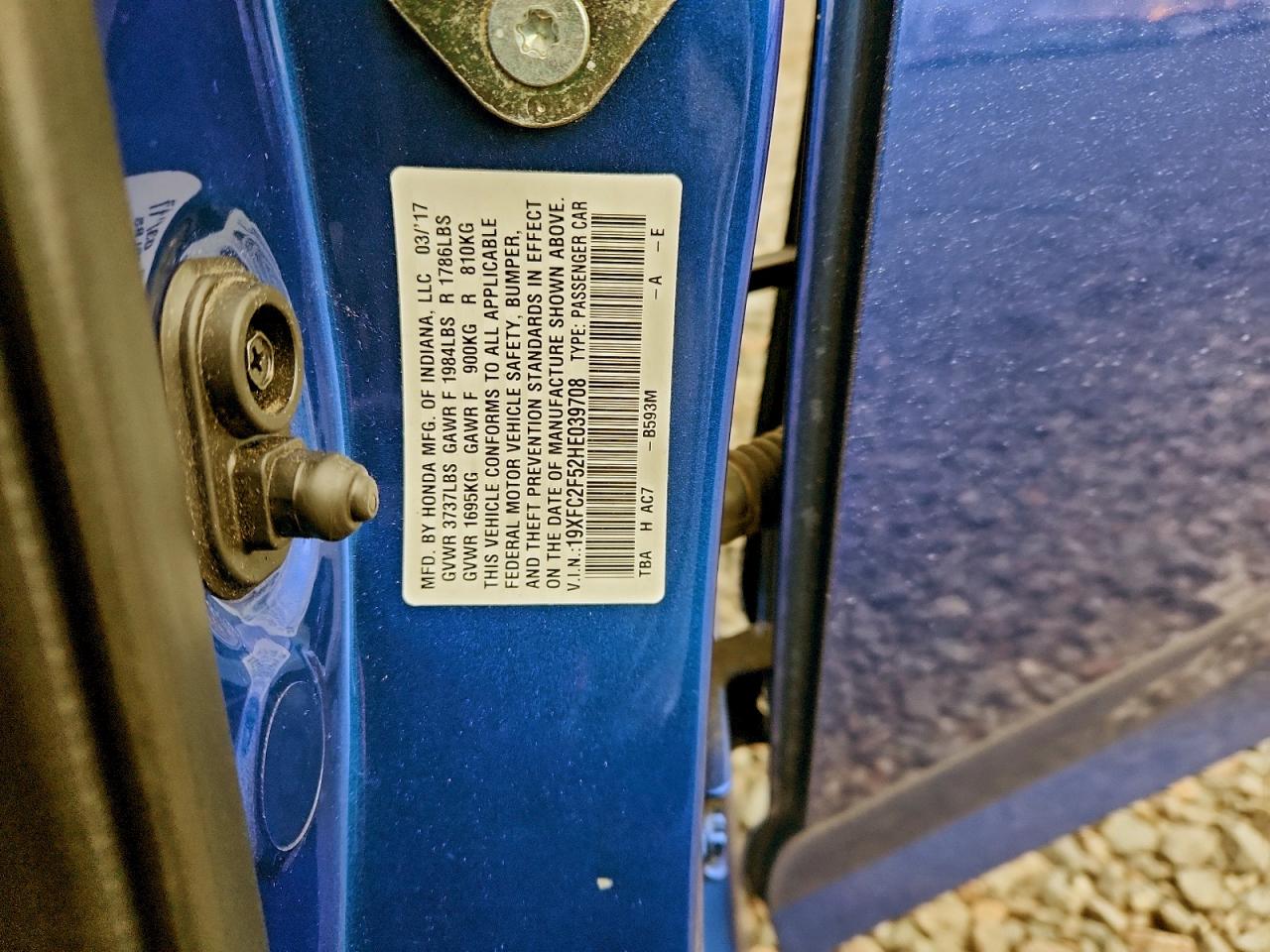 2017 HONDA CIVIC LX photo 12