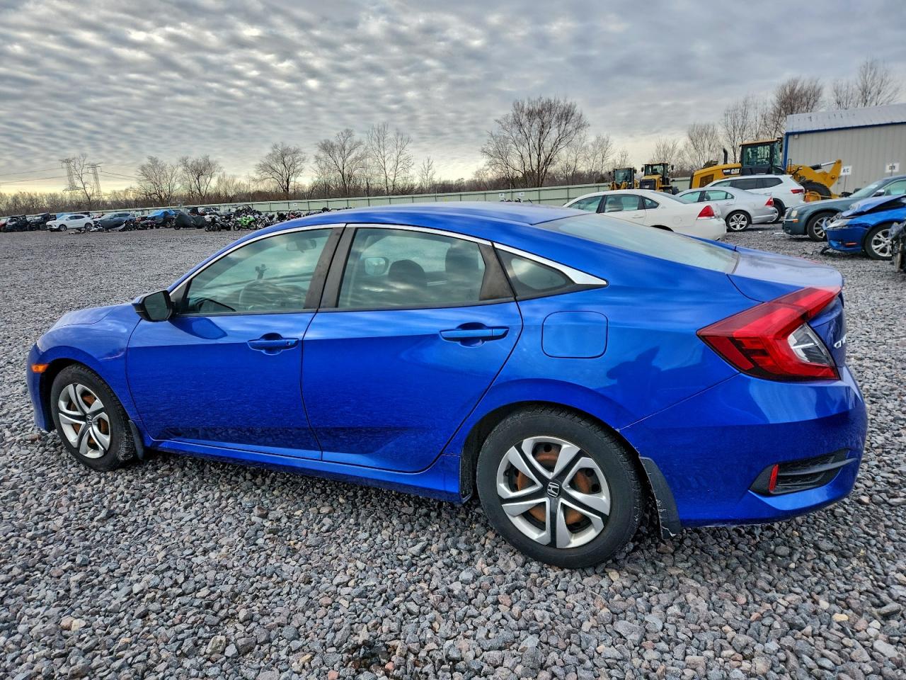 2017 HONDA CIVIC LX photo 2