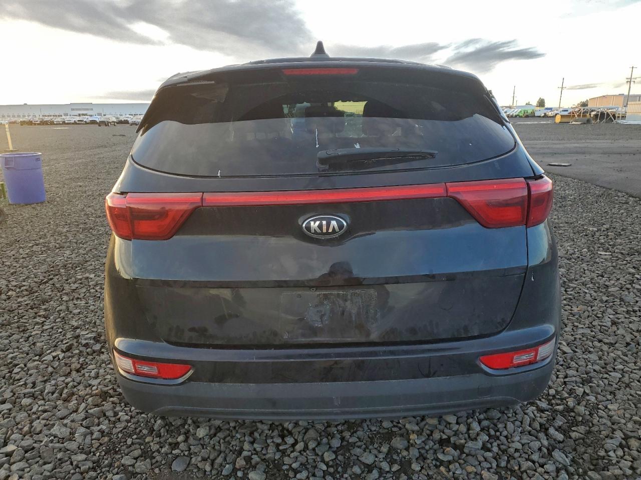 2017 KIA SPORTAGE LX photo 6