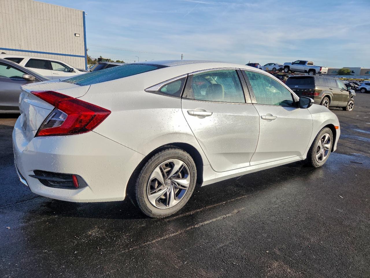 2020 HONDA CIVIC LX photo 3