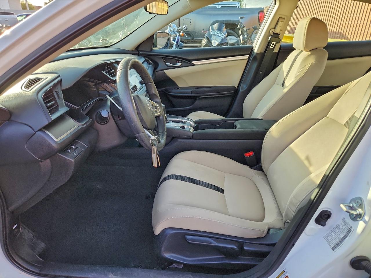 2020 HONDA CIVIC LX photo 7