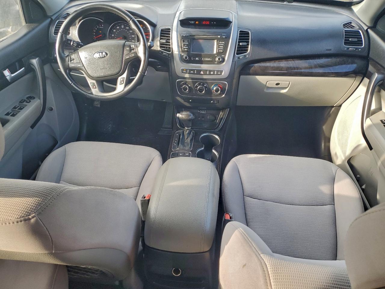 2014 KIA SORENTO LX photo 8