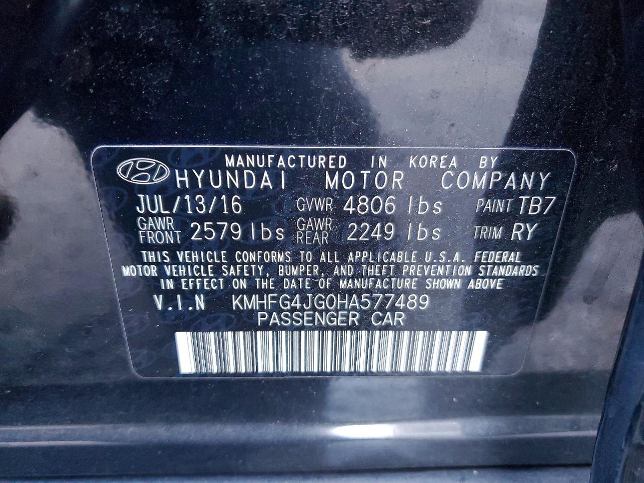 2017 HYUNDAI AZERA photo 12