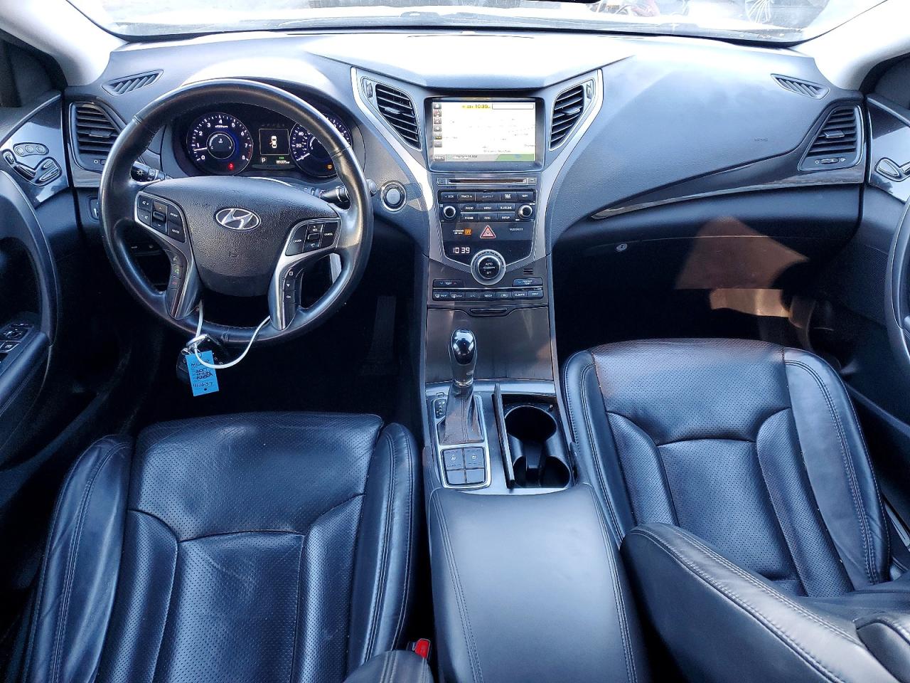 2017 HYUNDAI AZERA photo 8
