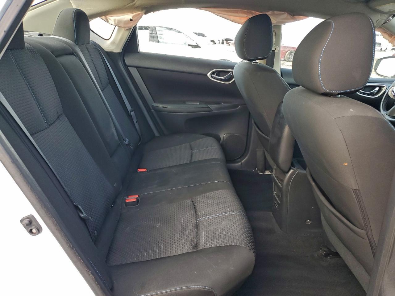 2018 NISSAN SENTRA S photo 10