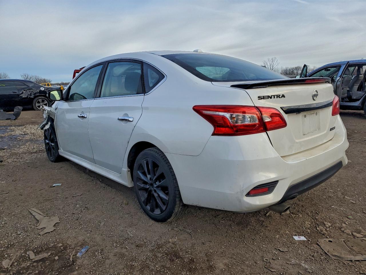2018 NISSAN SENTRA S photo 2