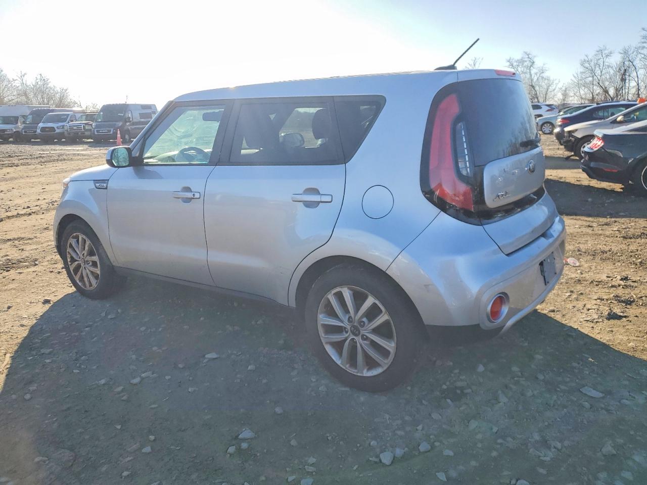 2017 KIA SOUL + photo 2