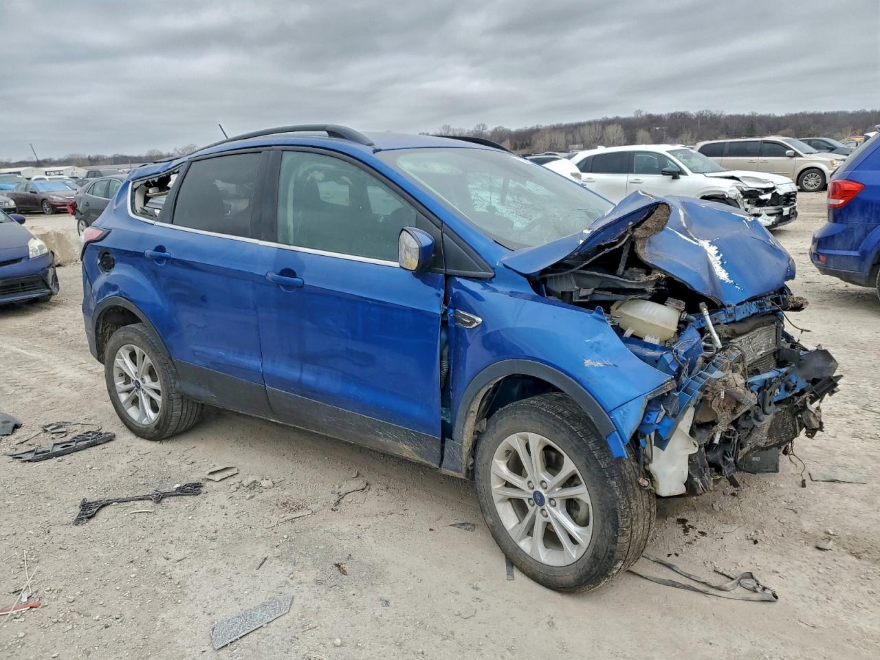 2018 FORD ESCAPE SEL photo 4