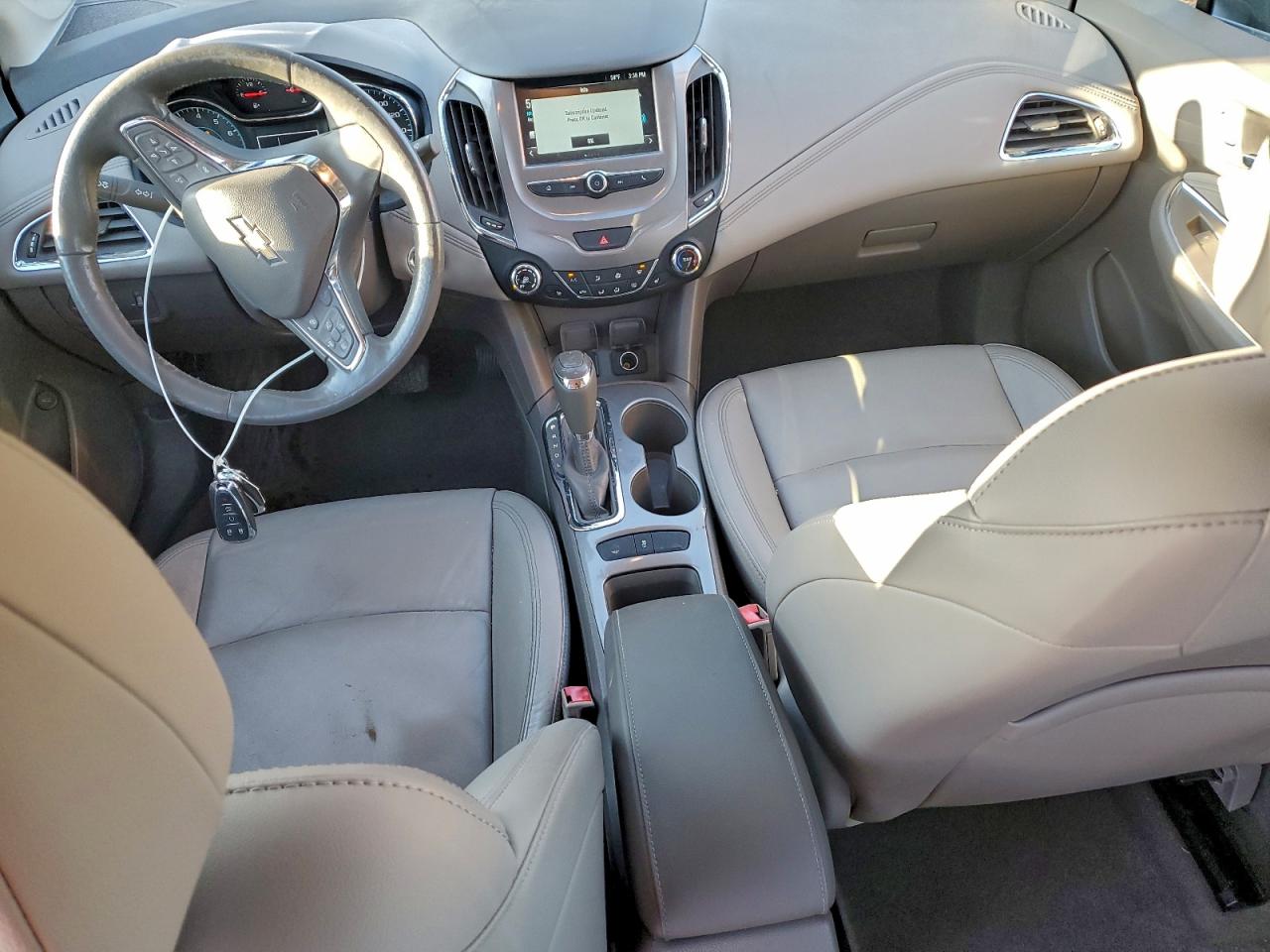 2017 CHEVROLET CRUZE PREMIER photo 8