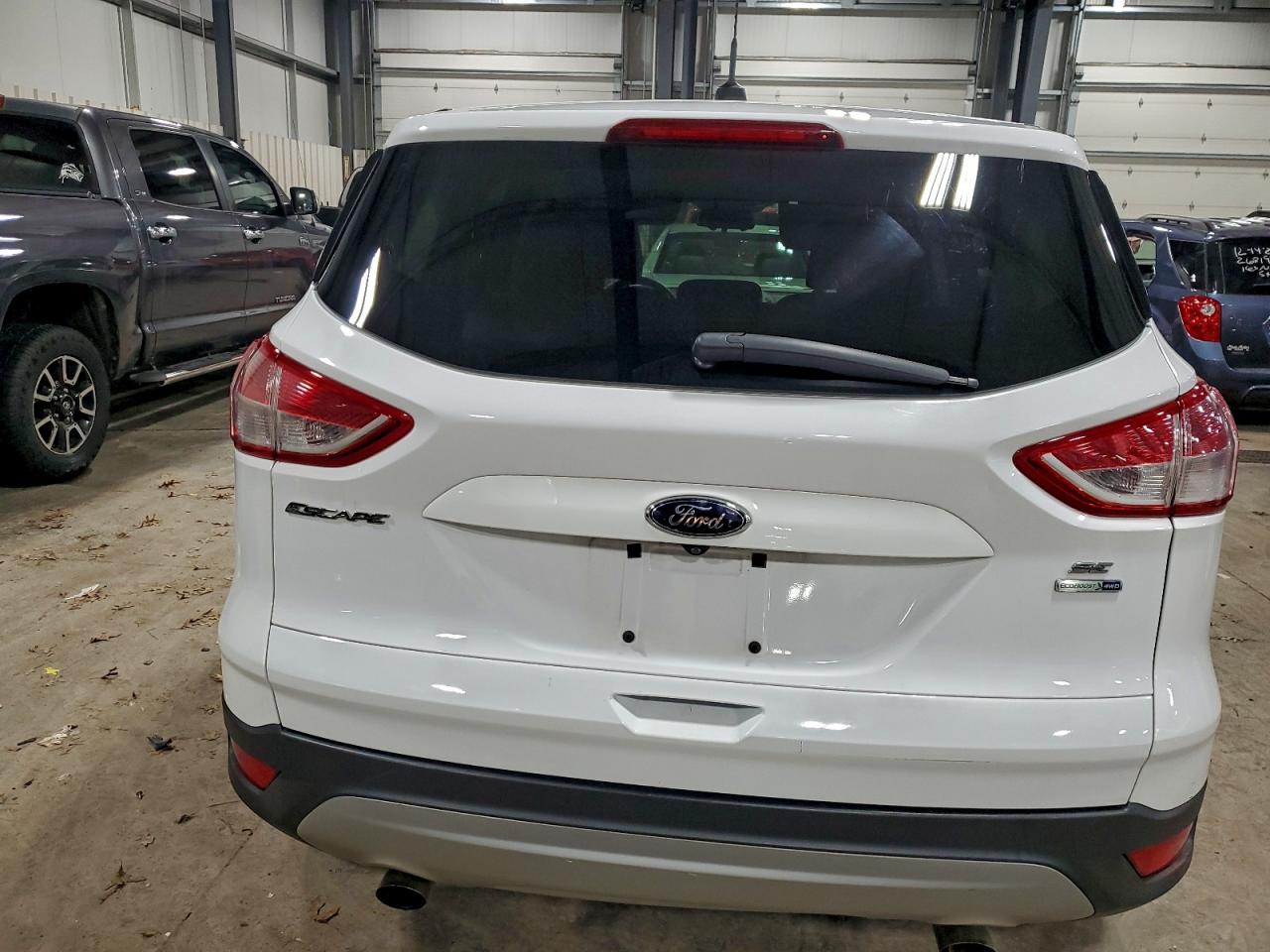 2014 FORD ESCAPE SE photo 6