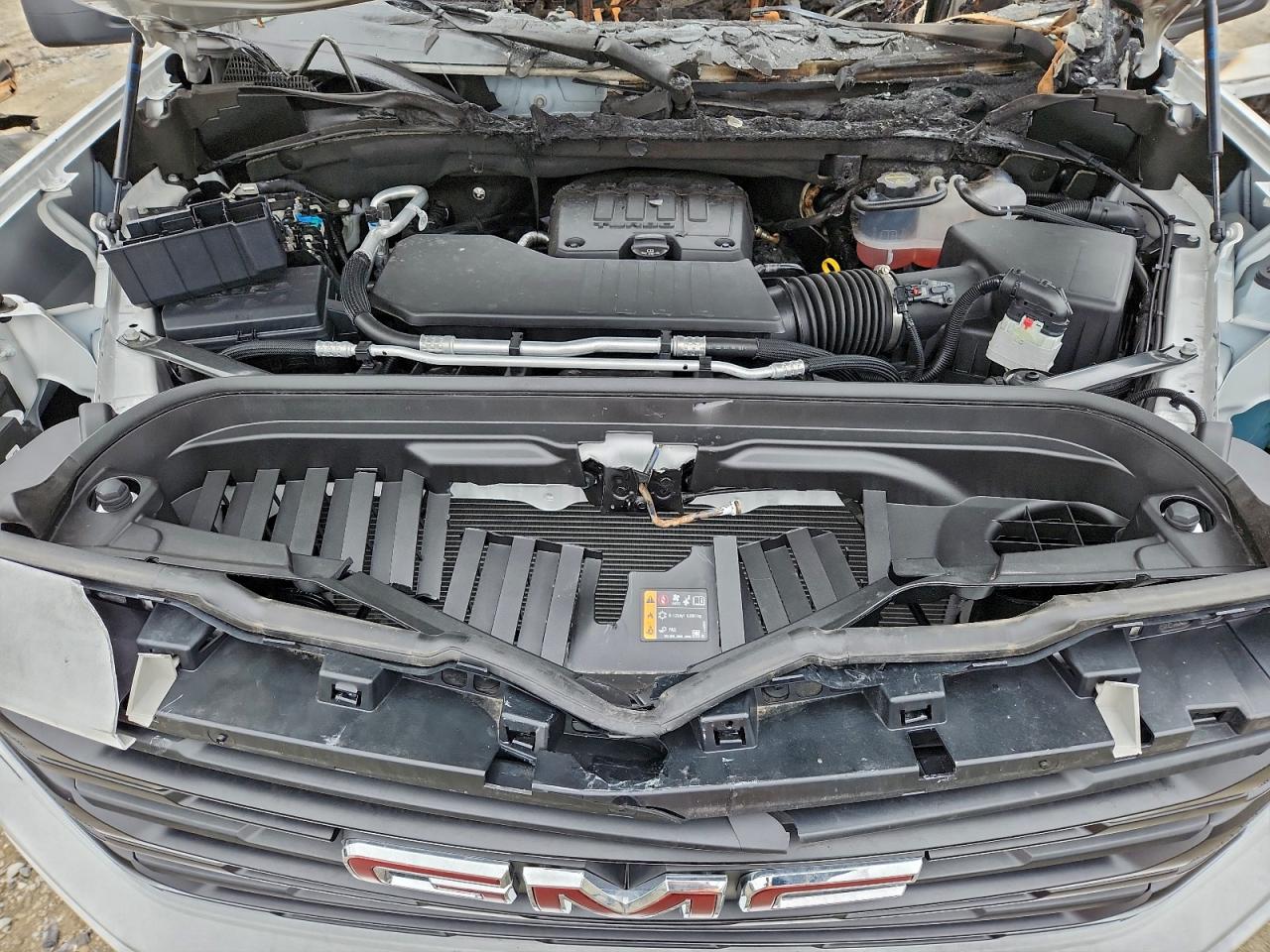 2025 GMC SIERRA C1500 photo 11