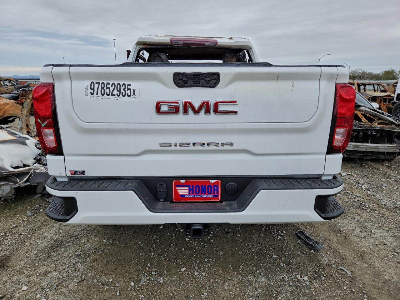 2025 GMC SIERRA C1500 photo 6