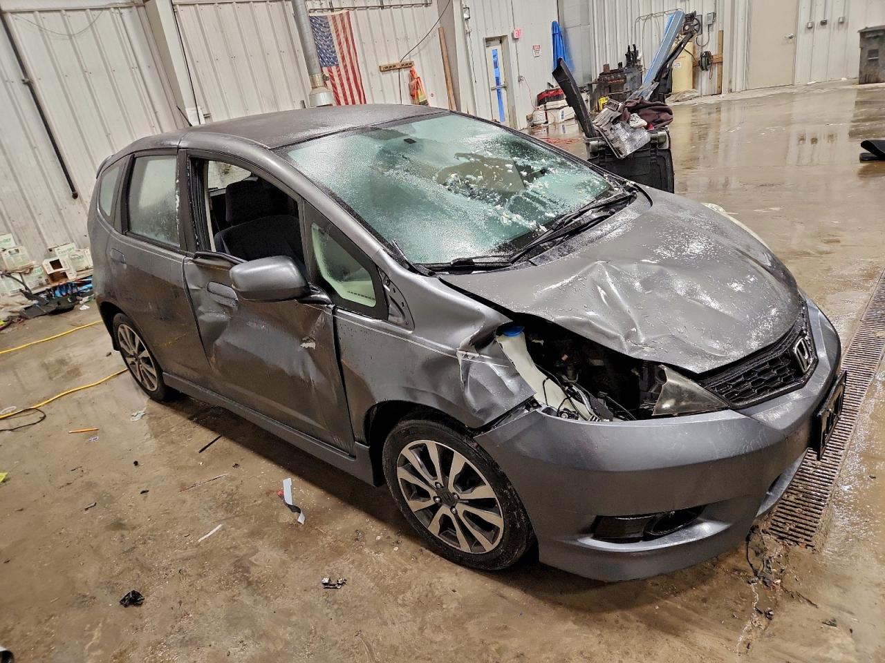 2013 HONDA FIT SPORT photo 4