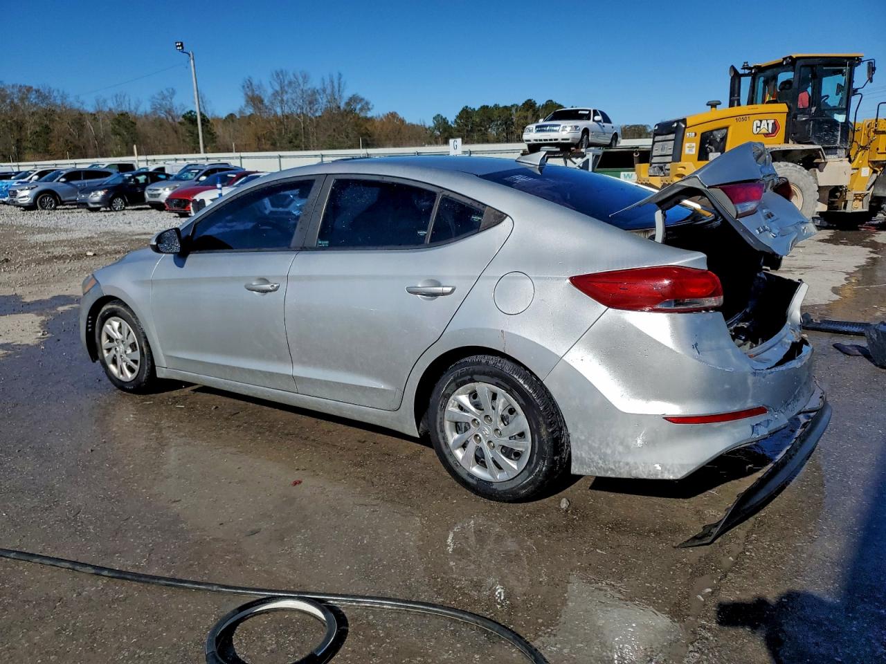 2017 HYUNDAI ELANTRA SE photo 2