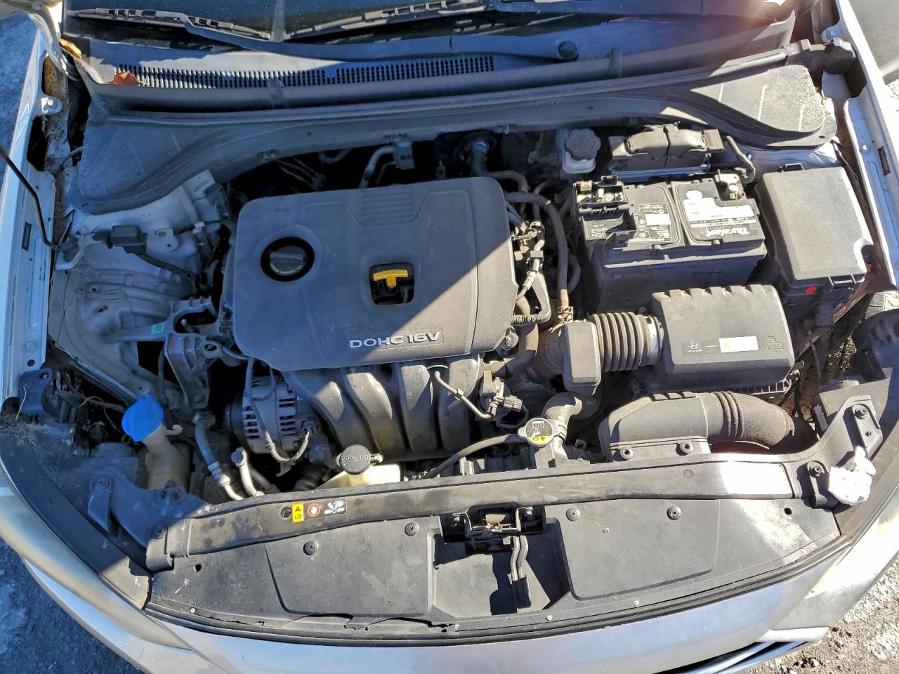 2017 HYUNDAI ELANTRA SE photo 11