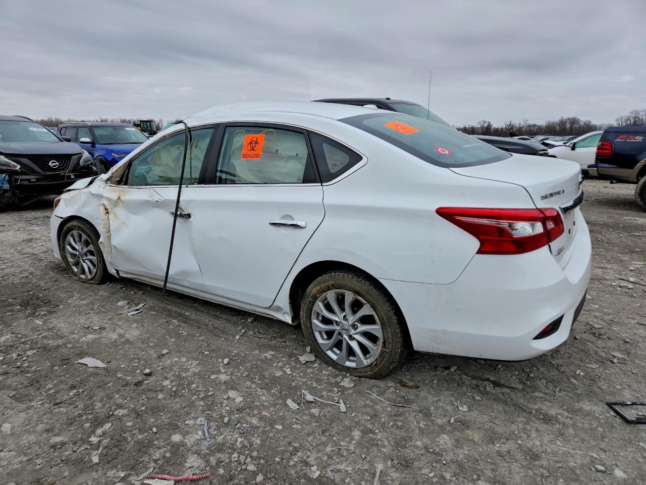 2019 NISSAN SENTRA S photo 3