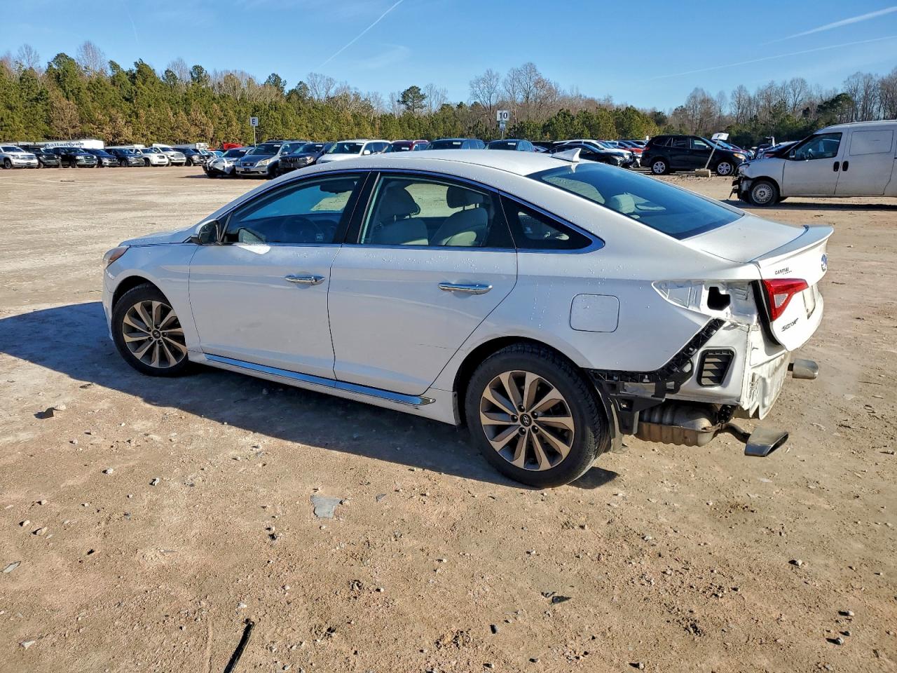 2015 HYUNDAI SONATA SPORT photo 4