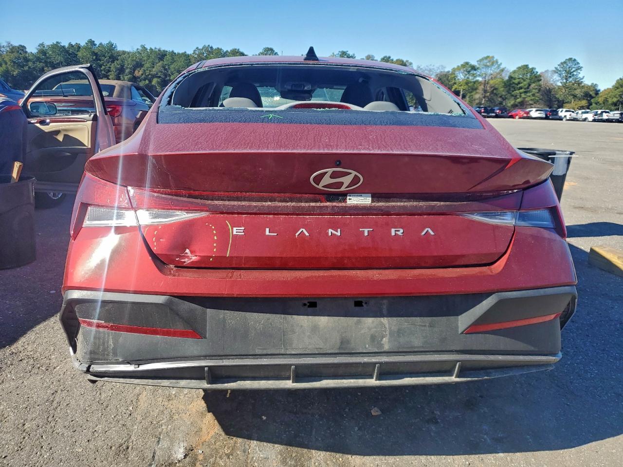 2024 HYUNDAI ELANTRA SEL photo 6