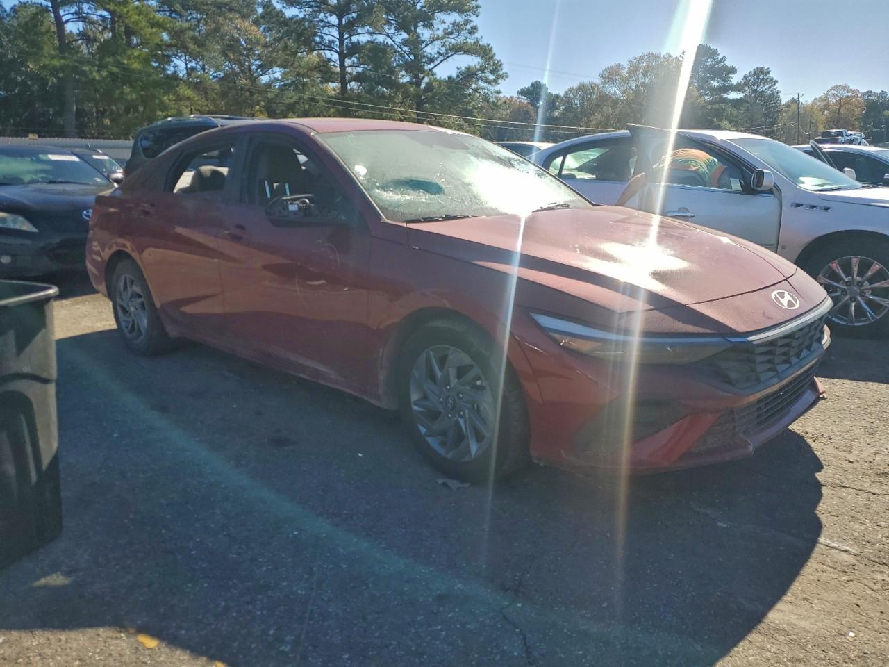 2024 HYUNDAI ELANTRA SEL photo 4