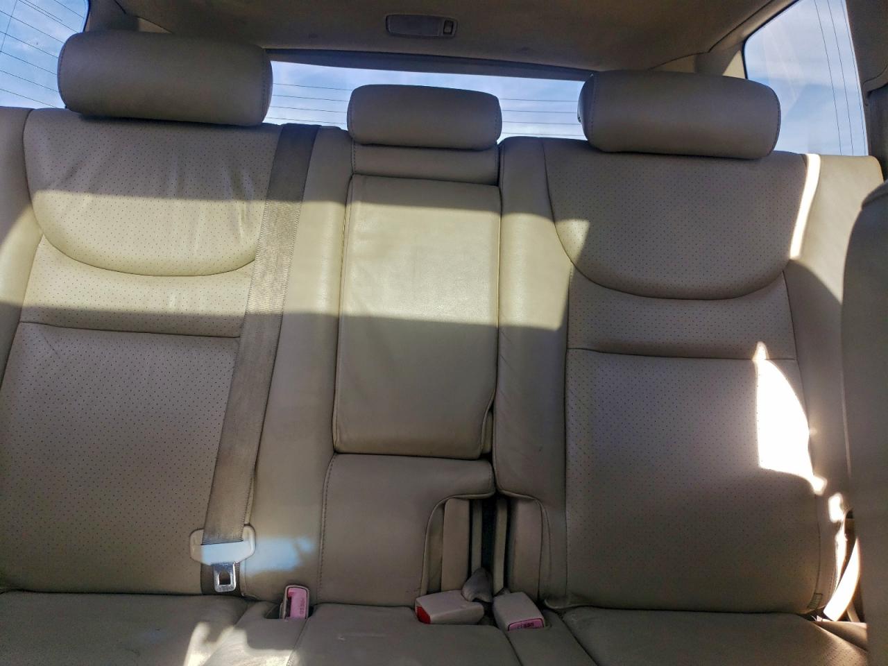 2003 TOYOTA HIGHLANDER LIMITED photo 28
