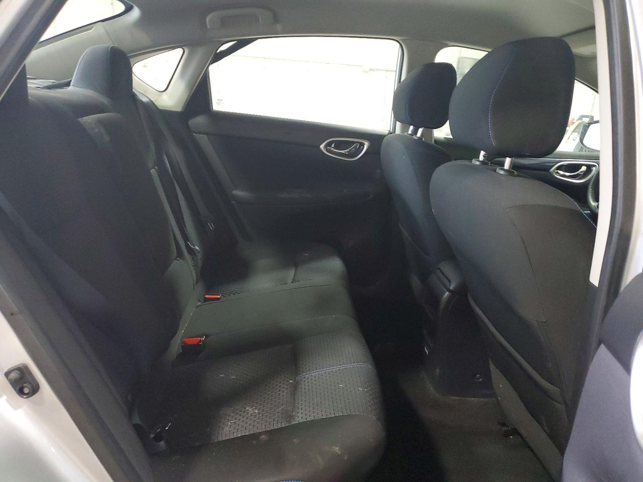 2017 NISSAN SENTRA S photo 28