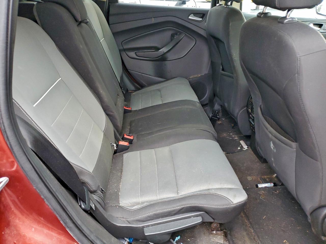 2014 FORD ESCAPE SE photo 11