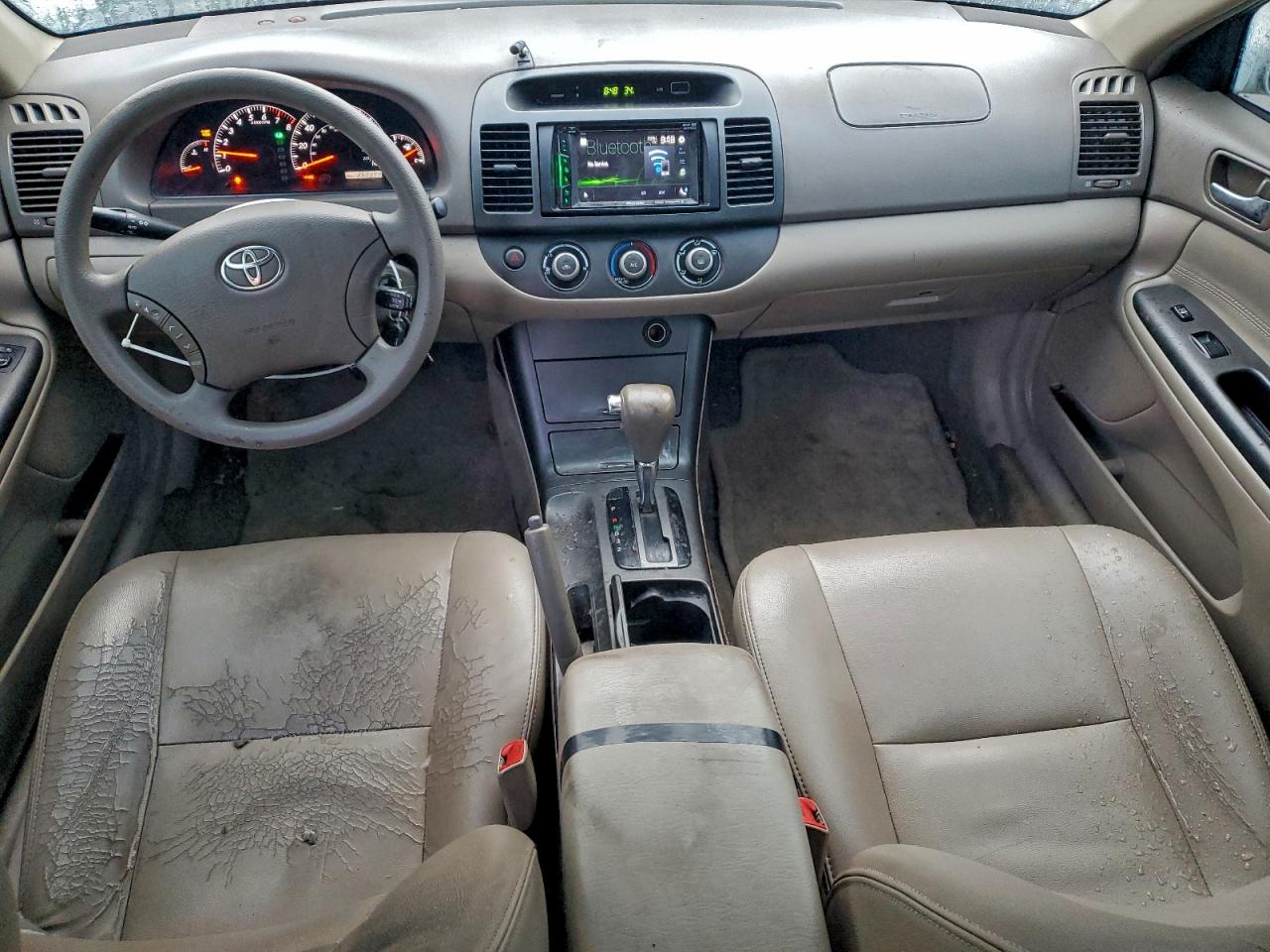 2006 TOYOTA CAMRY LE photo 8