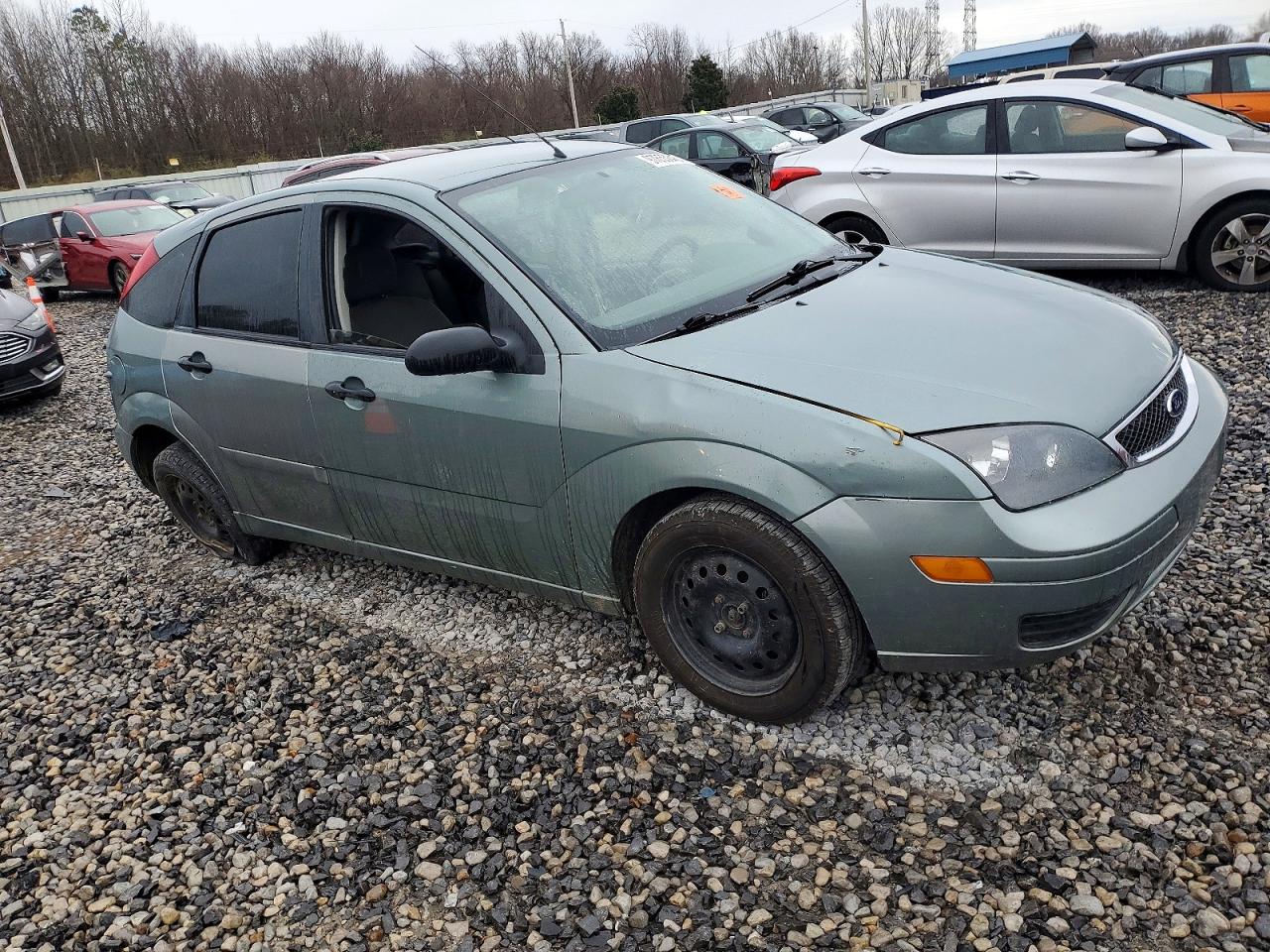 2005 FORD FOCUS ZX5 photo 4