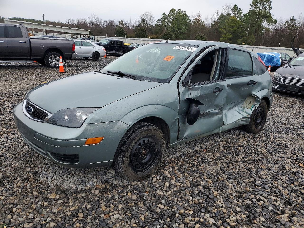 2005 FORD FOCUS
