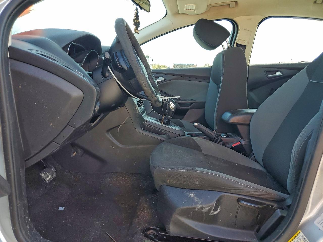 2013 FORD FOCUS SE photo 13