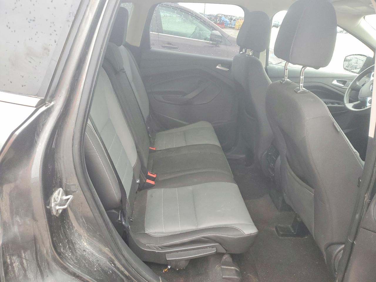 2016 FORD ESCAPE SE photo 21
