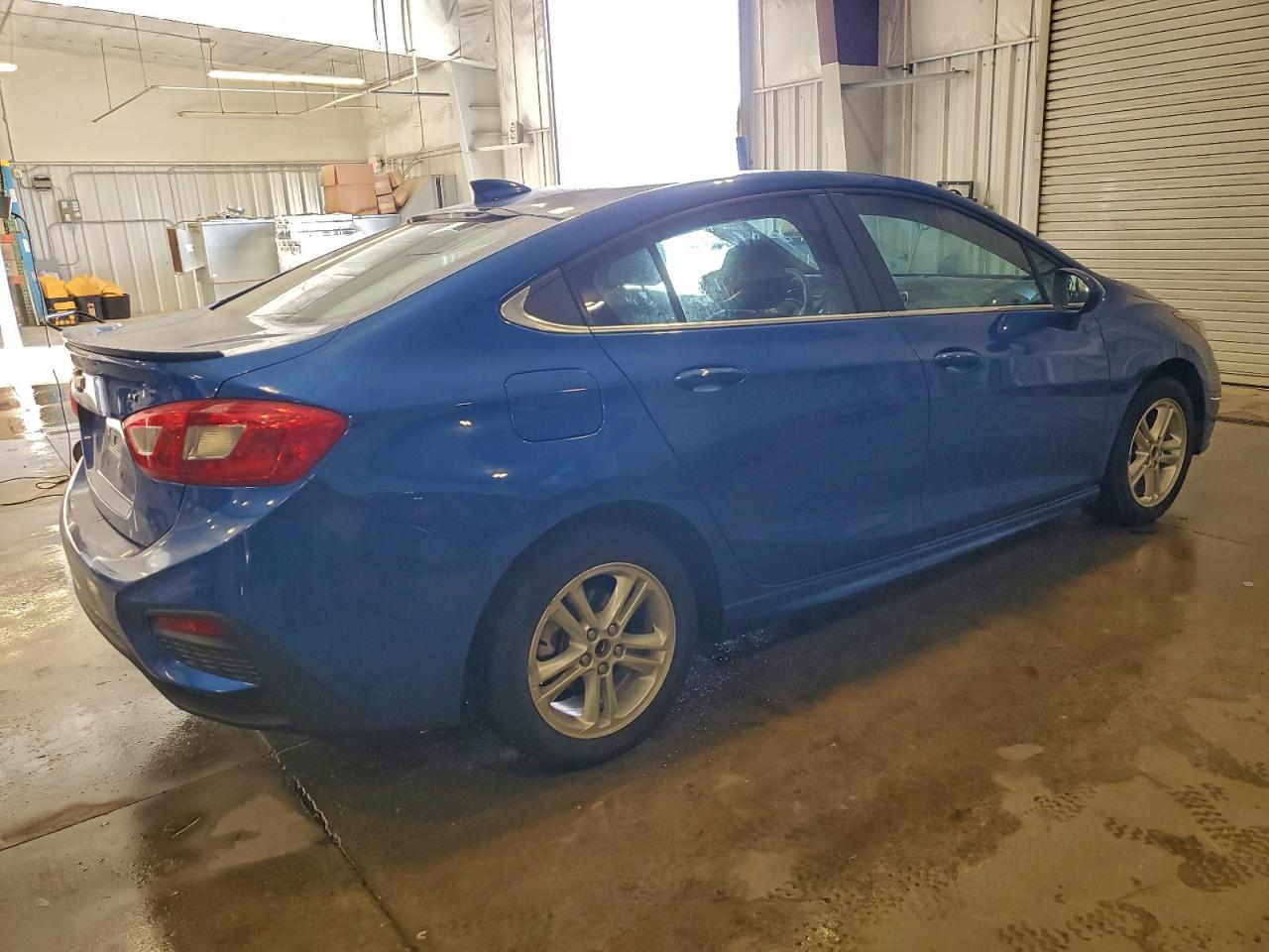 2017 CHEVROLET CRUZE LT photo 3