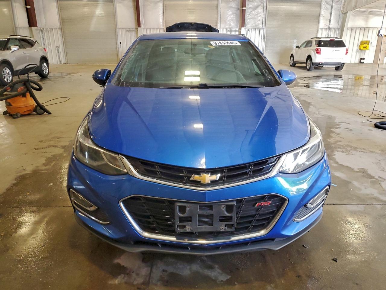 2017 CHEVROLET CRUZE LT photo 5