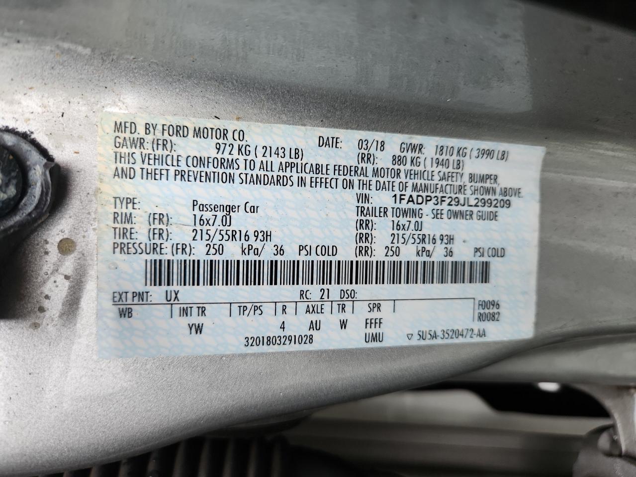 2018 FORD FOCUS SE photo 12