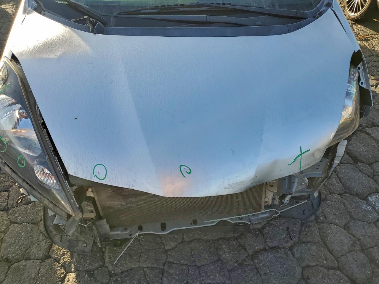 2011 HONDA FIT photo 11
