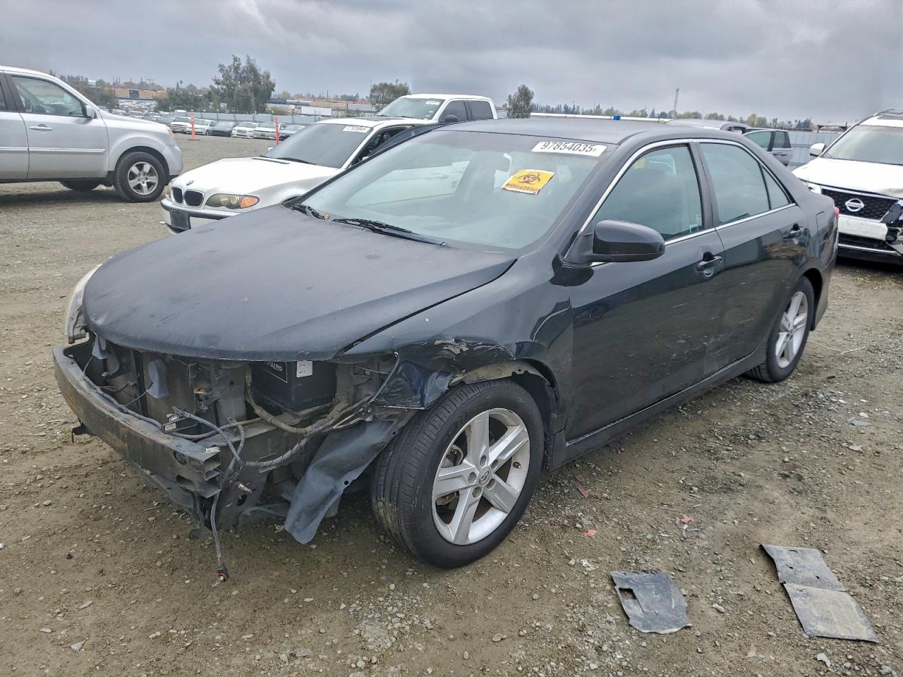 2014 TOYOTA CAMRY