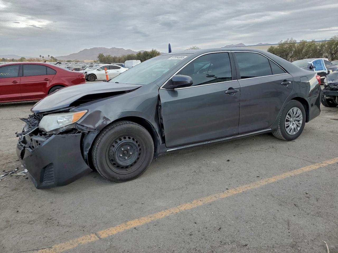 2014 TOYOTA CAMRY