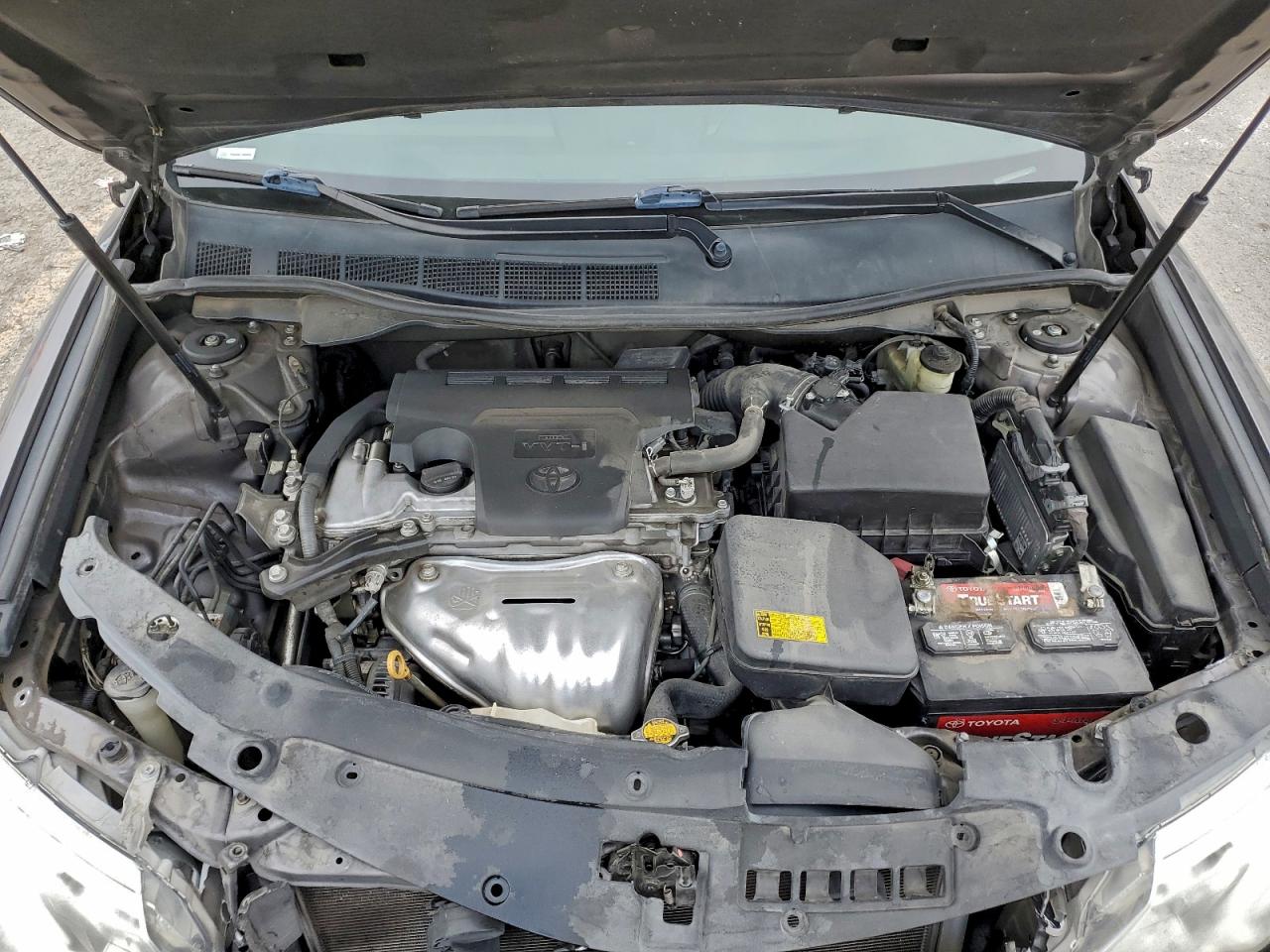2014 TOYOTA CAMRY L photo 11