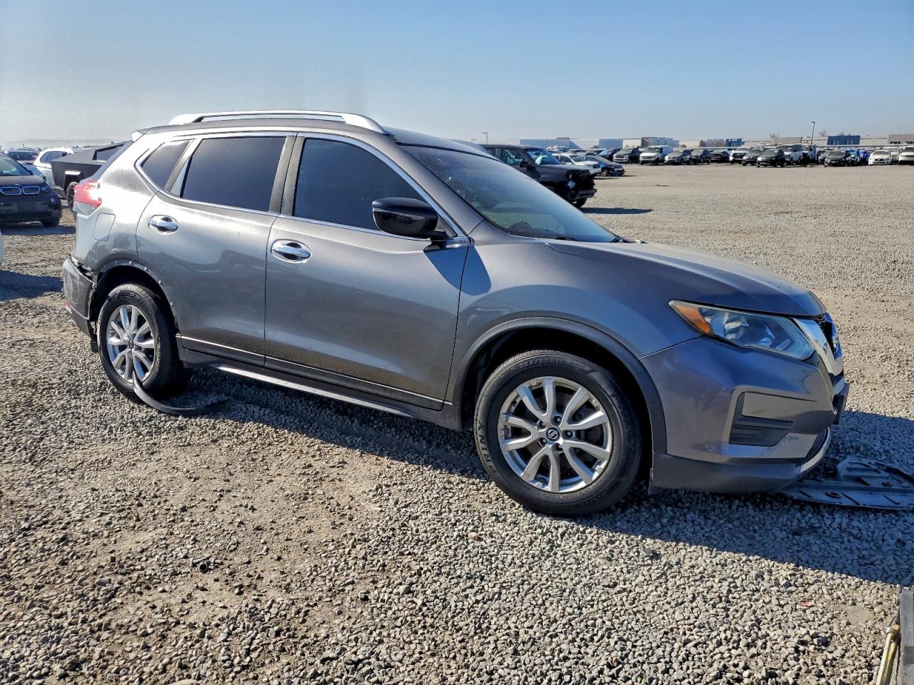 2017 NISSAN ROGUE SV photo 7