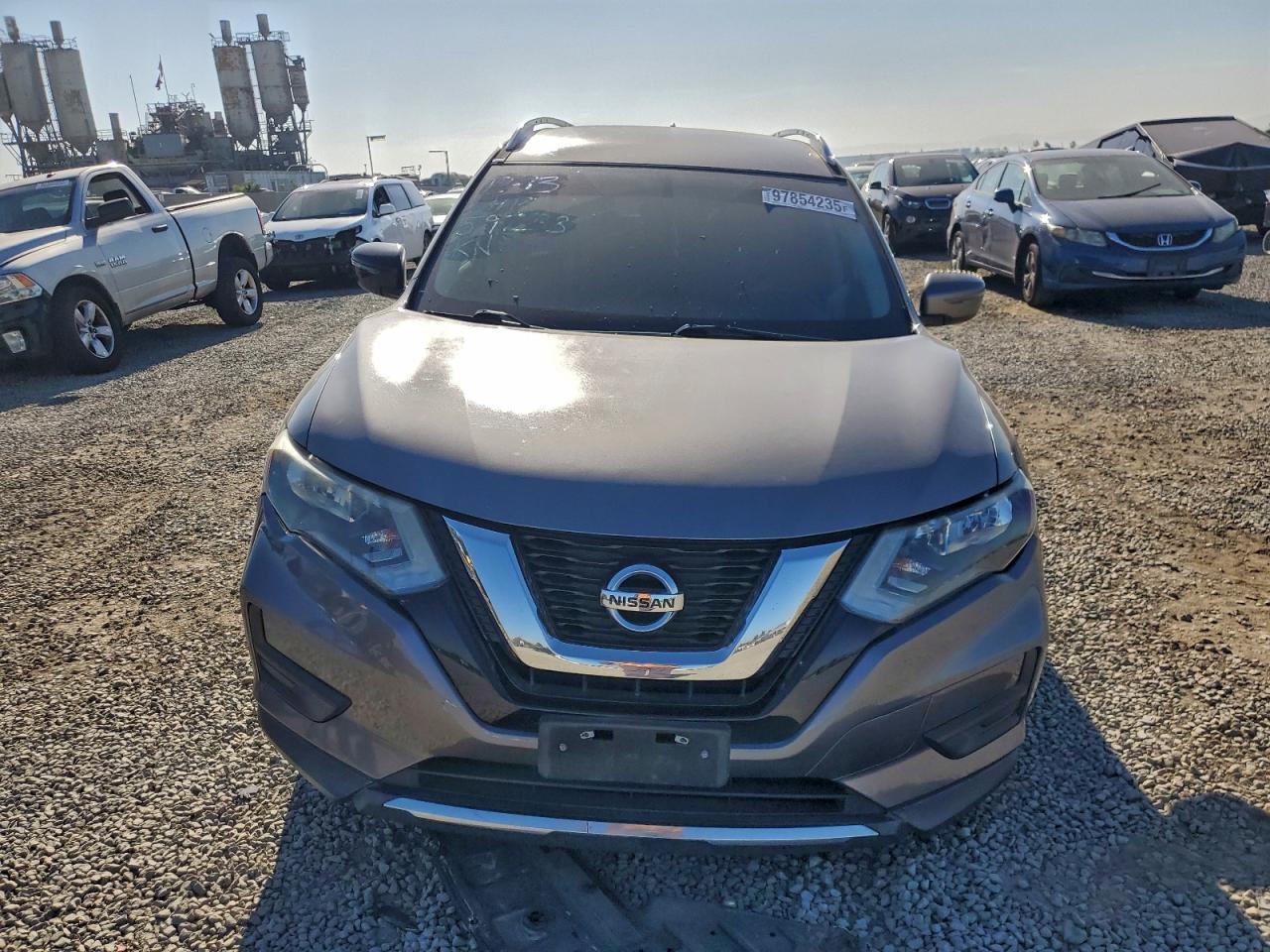 2017 NISSAN ROGUE SV photo 9